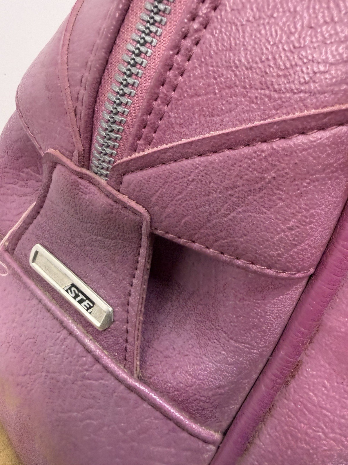 American Tourister Vintage Purple Faux Leather Travel Bag, Soft Case, Locking