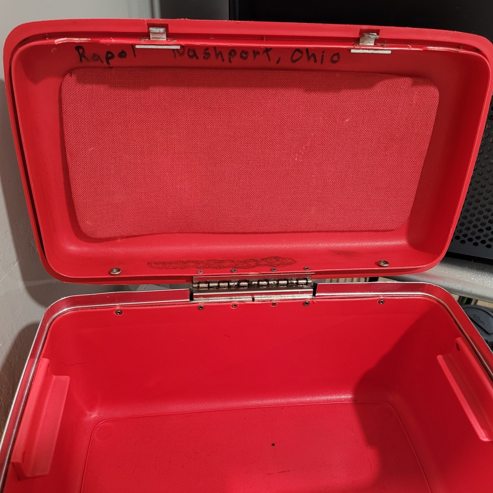 Vintage60s Samsonite Red HardShell Train Suitcase Cosmetic Makeup Travel Classic
