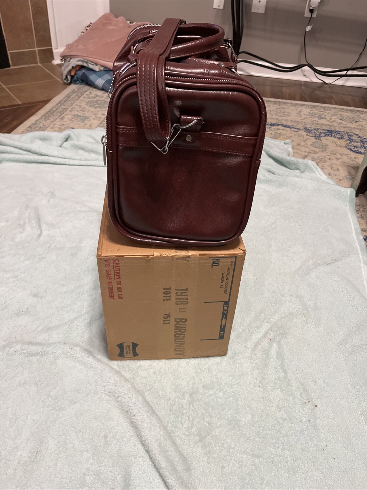 Vintage NOS American Tourister Model 1918 Burgundy Tote