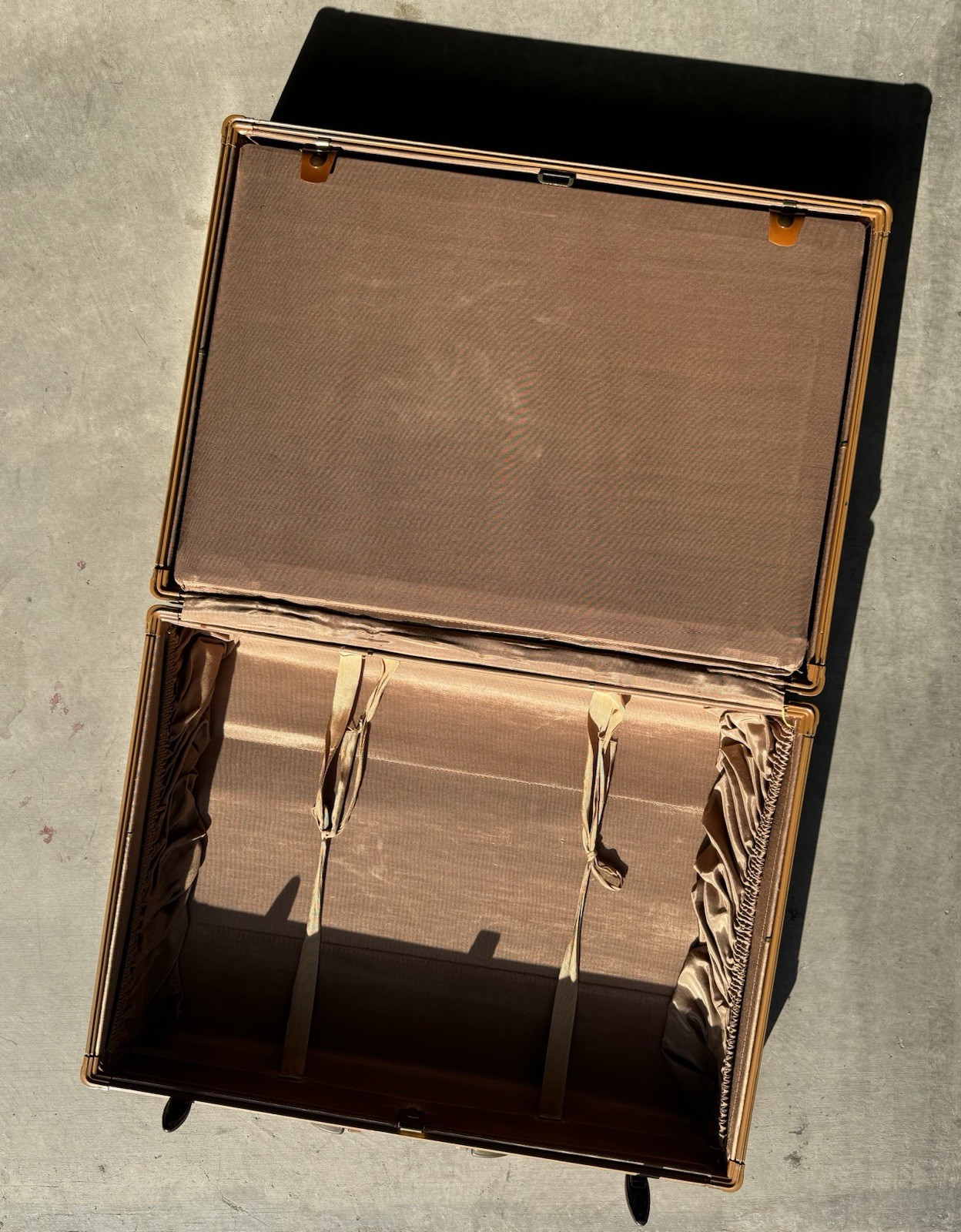 Samsonite 1940s MCM Train Case Hard Shell Brown Vintage Decals Suitcase Luggage