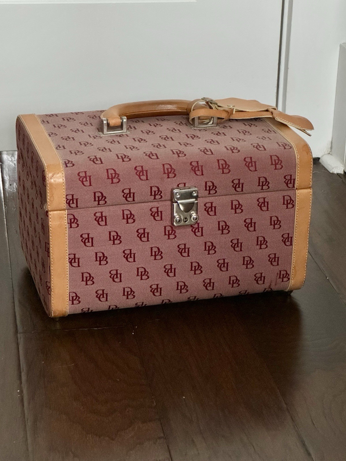 Vintage Dooney & Bourke Monogram Canvas Train Case – Pink/Burgundy Vanity Box