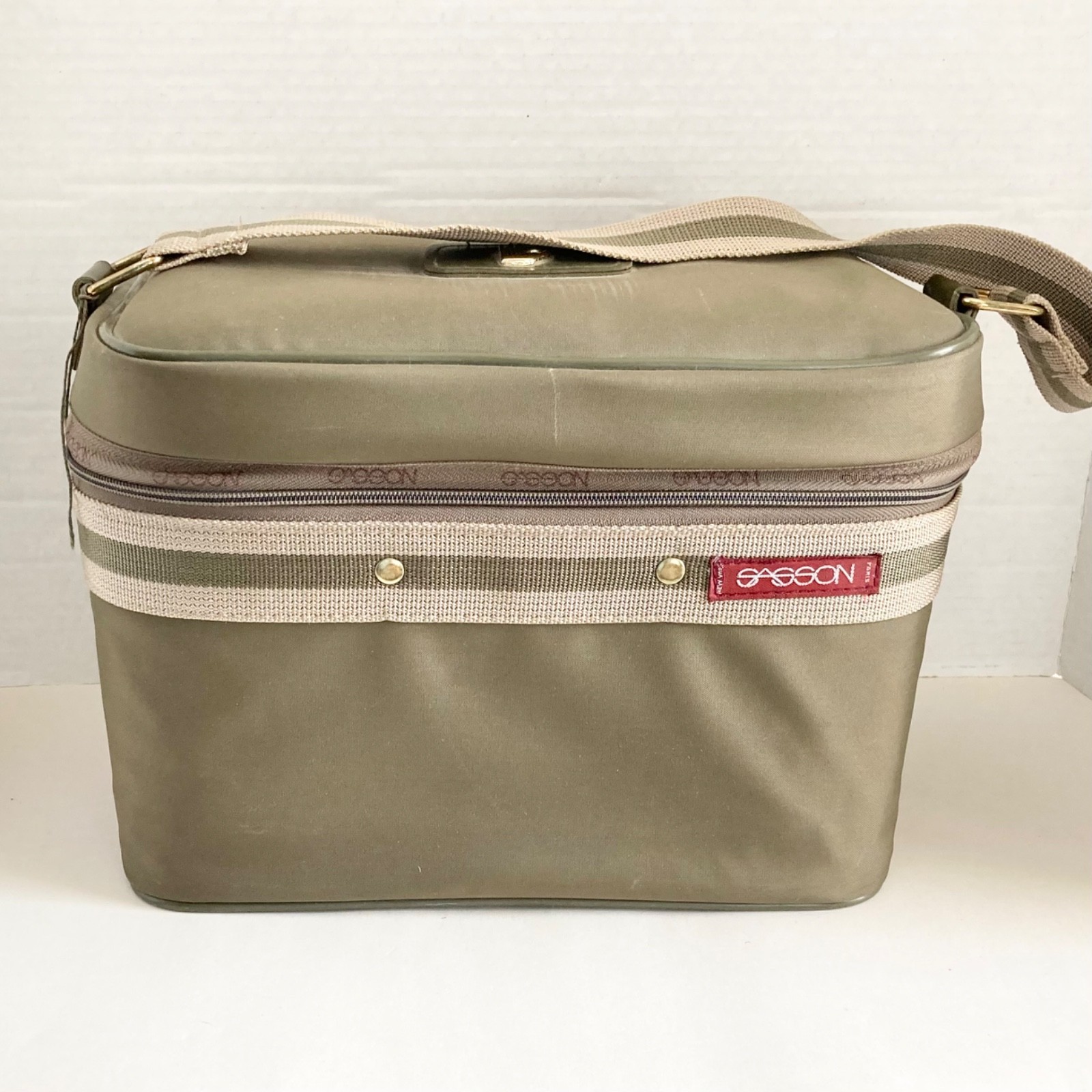 Vintage Sasson Travel Case Toiletry Bag Train Luggage