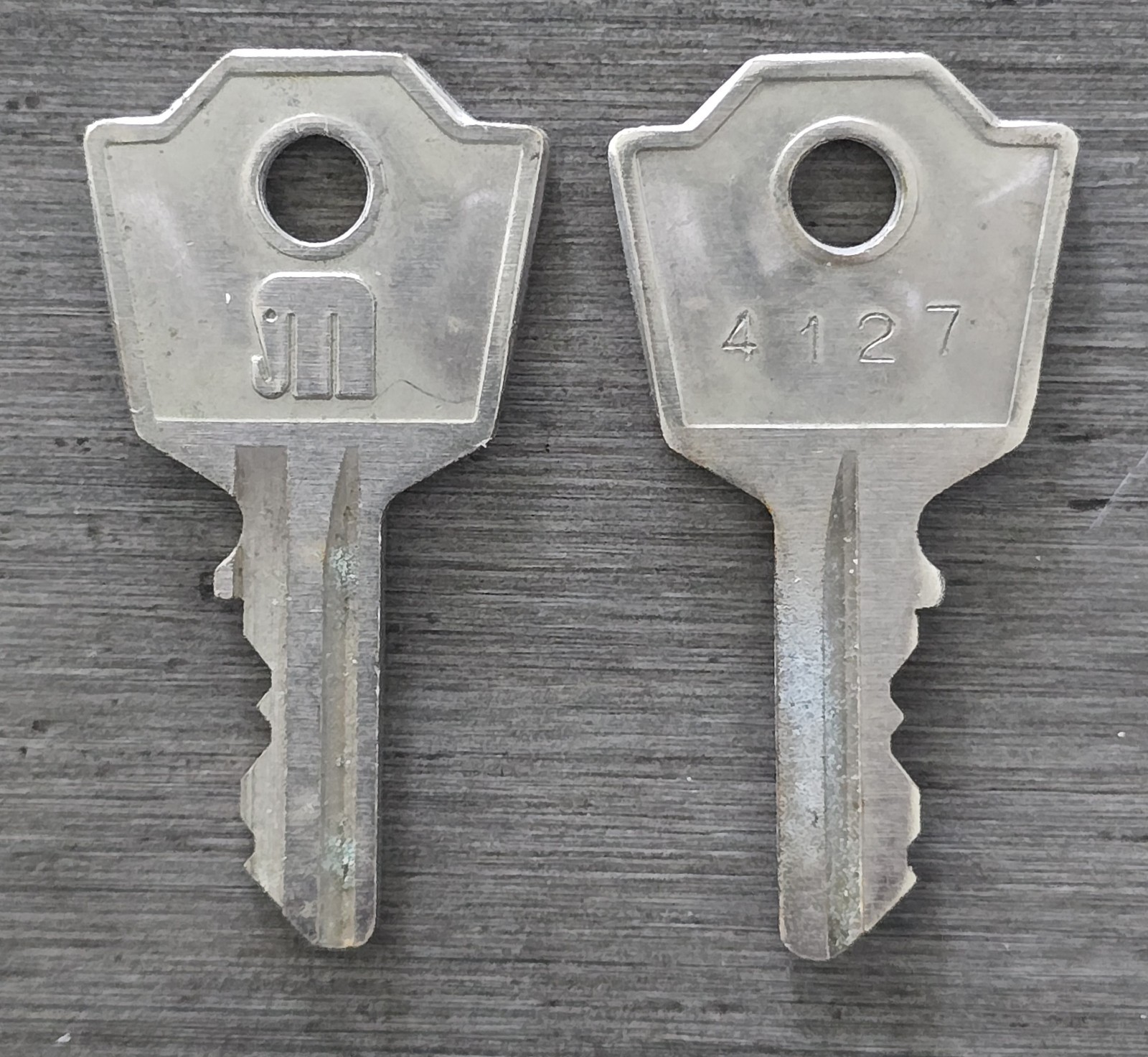 Replacement Keys 🔑 for a Coded Lock 4127 🔑