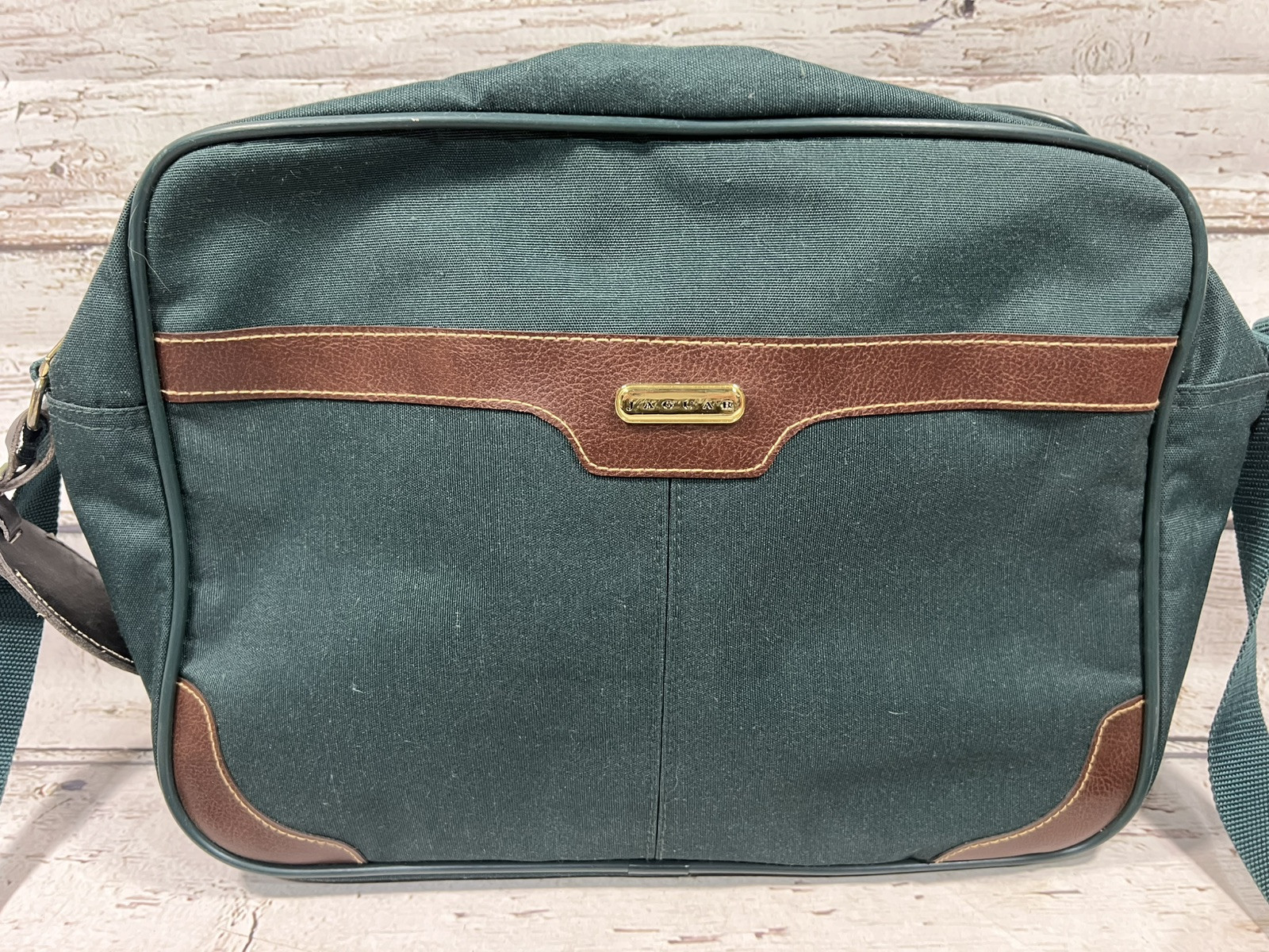VTG Jaguar Hunter Green Carry On Messenger Overnight Travel Shoulder Bag W/Strap