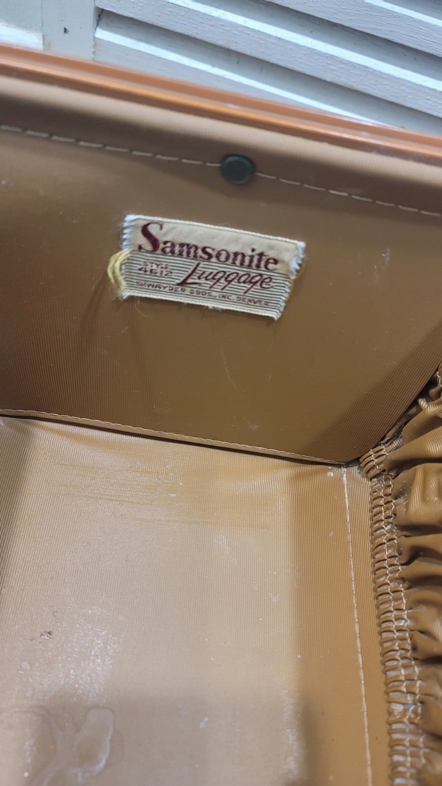 Vintage Samsonite Shwayder Bros Luggage Train Case Brown Style 4612 With Keys