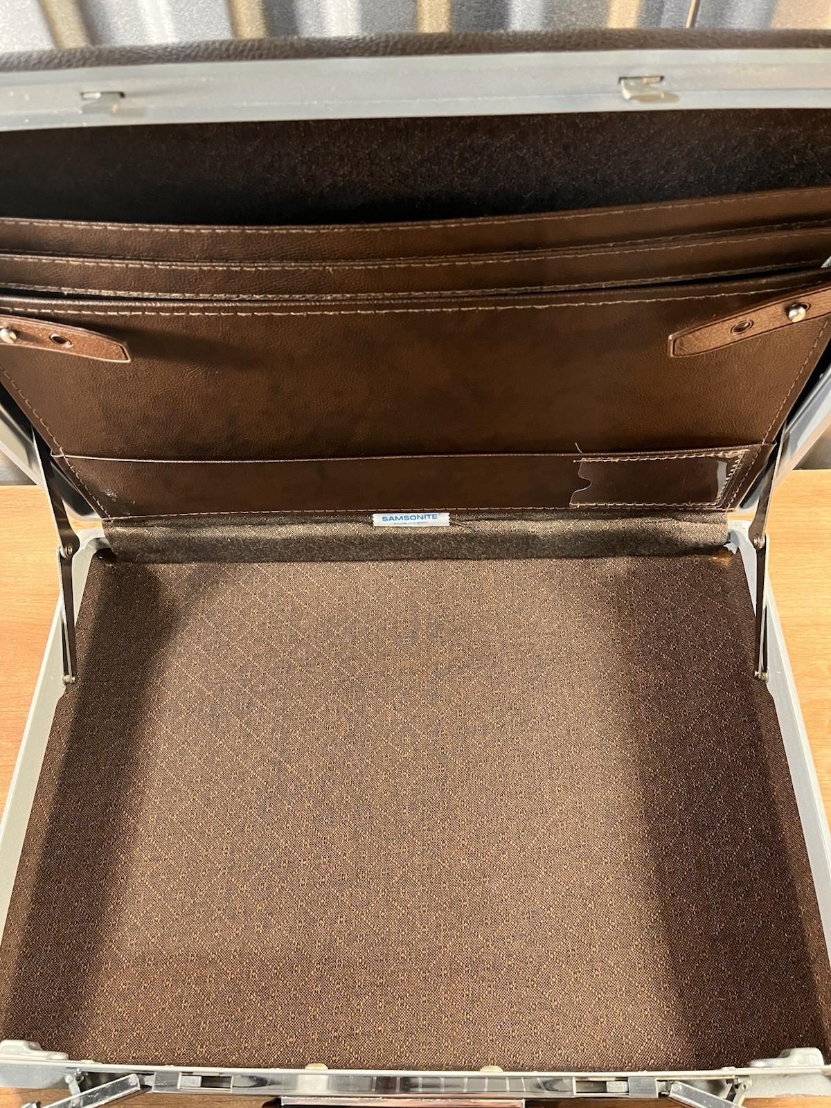 Vintage Brown Hard Shell Briefcase Attache Case Classic Business Leather Style