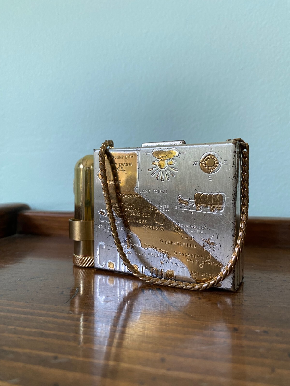 Vintage 1950s California Map Souvenir Gold Mini Makeup Vanity Case Minaudiere