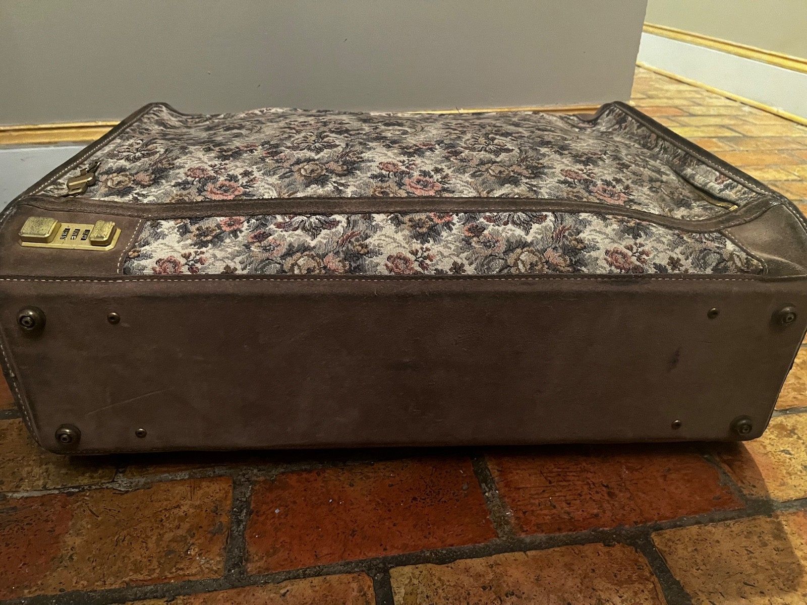 1980s Vintage French Luggage Co. “Grey Rose” 2 piece tapestry Suede Set