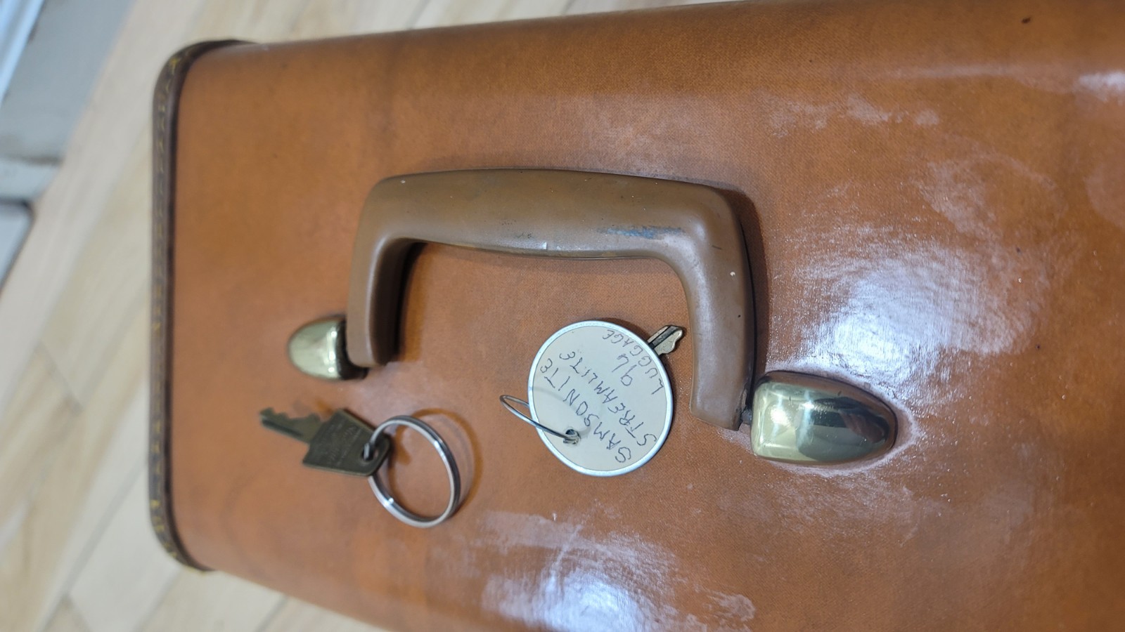 Vintage Samsonite Shwayder Bros Luggage Train Case Brown Style 4612 With Keys