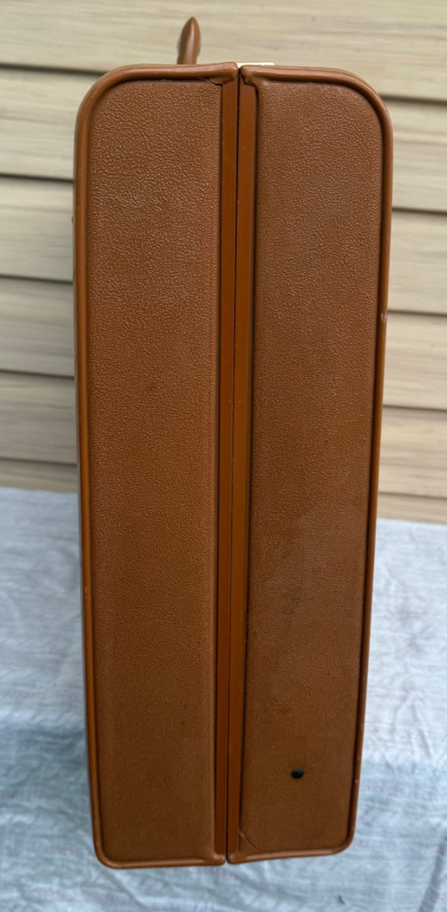 Samsonite Shwayder Bros 24” Leather Hard Shell Suitcase Luggage Vtg w/ 2 Hangers