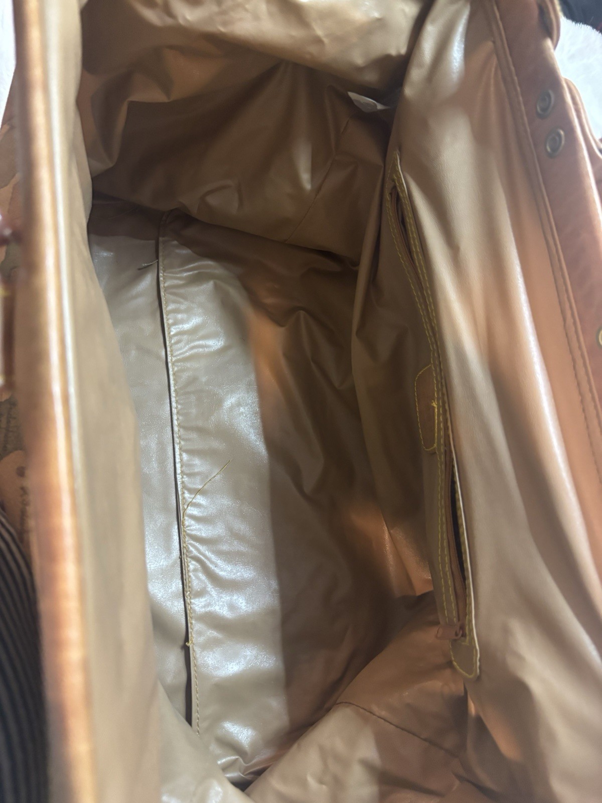 VTG Gitano World Map Duffel Bag Tan Faux Leather Travel Weekender Carry On Tote