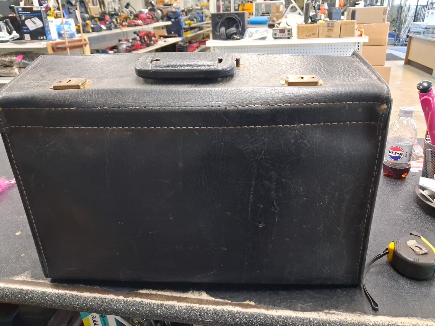 Vintage Cheney England Traveling Salesman Suitcase Pilot Case Large 20x13x8.5