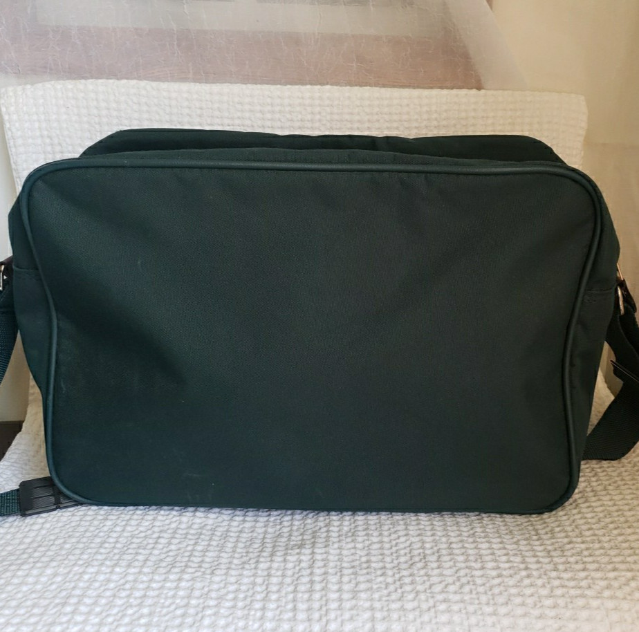 VTG American Tourister Green Soft Side Carry On Overnight Bag Adj Shoulder Strap