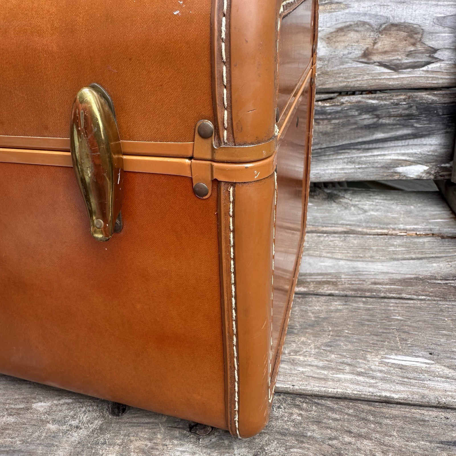 Vintage Samsonite Schwayder #4612 Brown Faux Leather Makeup Train Hard Case USA
