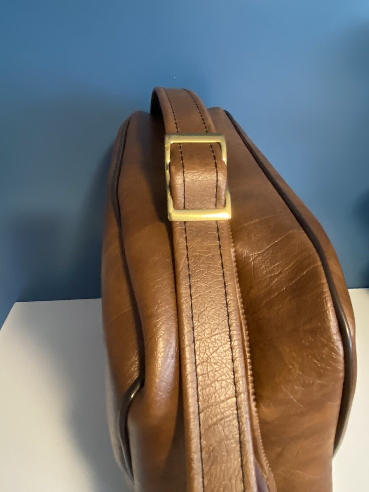 VTG Soft Luggage Carry on Tote Shoulder Bag Brown Vinyl *Never Used Original Tag