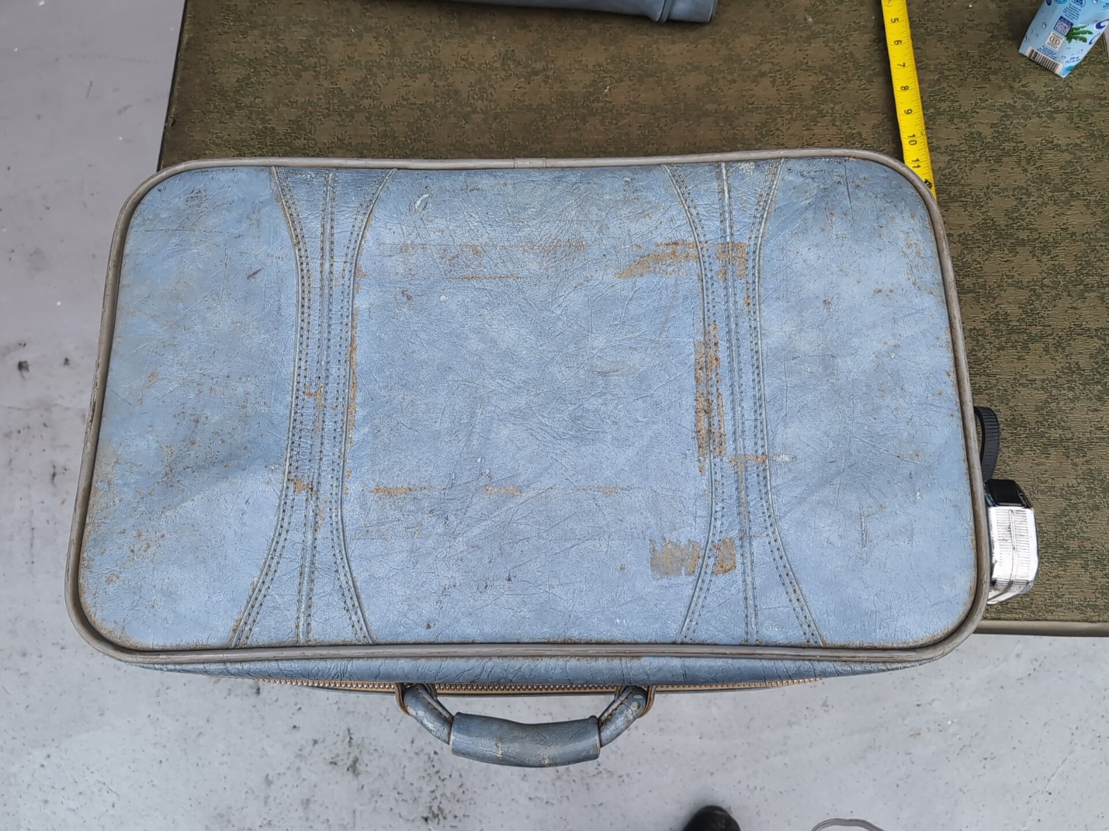 Vintage 1970s Pair American Tourister Escorts Carryon Luggage Bag In Baby Blue