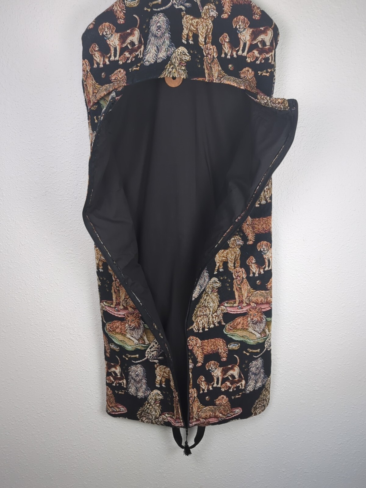 Vintage Tapestry Garment Travel Bag With Zipper No Pockets Dogs