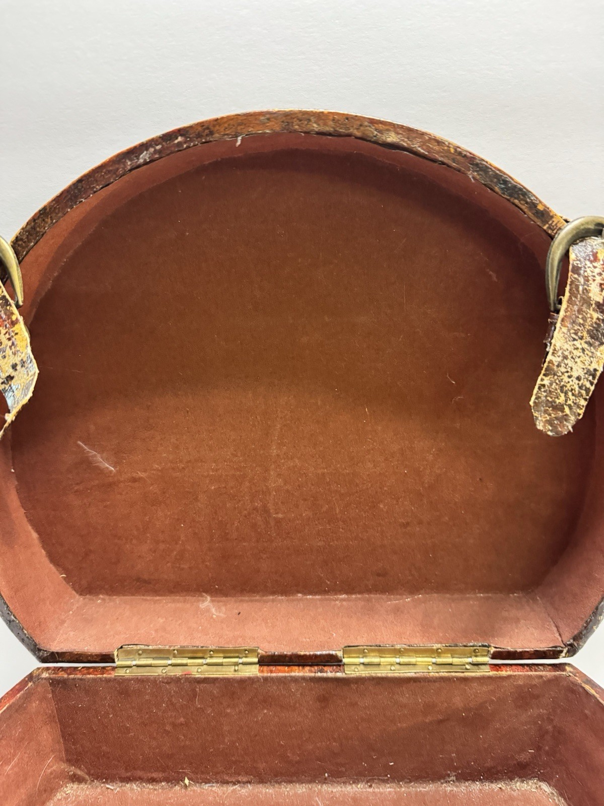 Antique Faux Leather Travel Hat Box Luggage Brown 14x10x9in See Photos