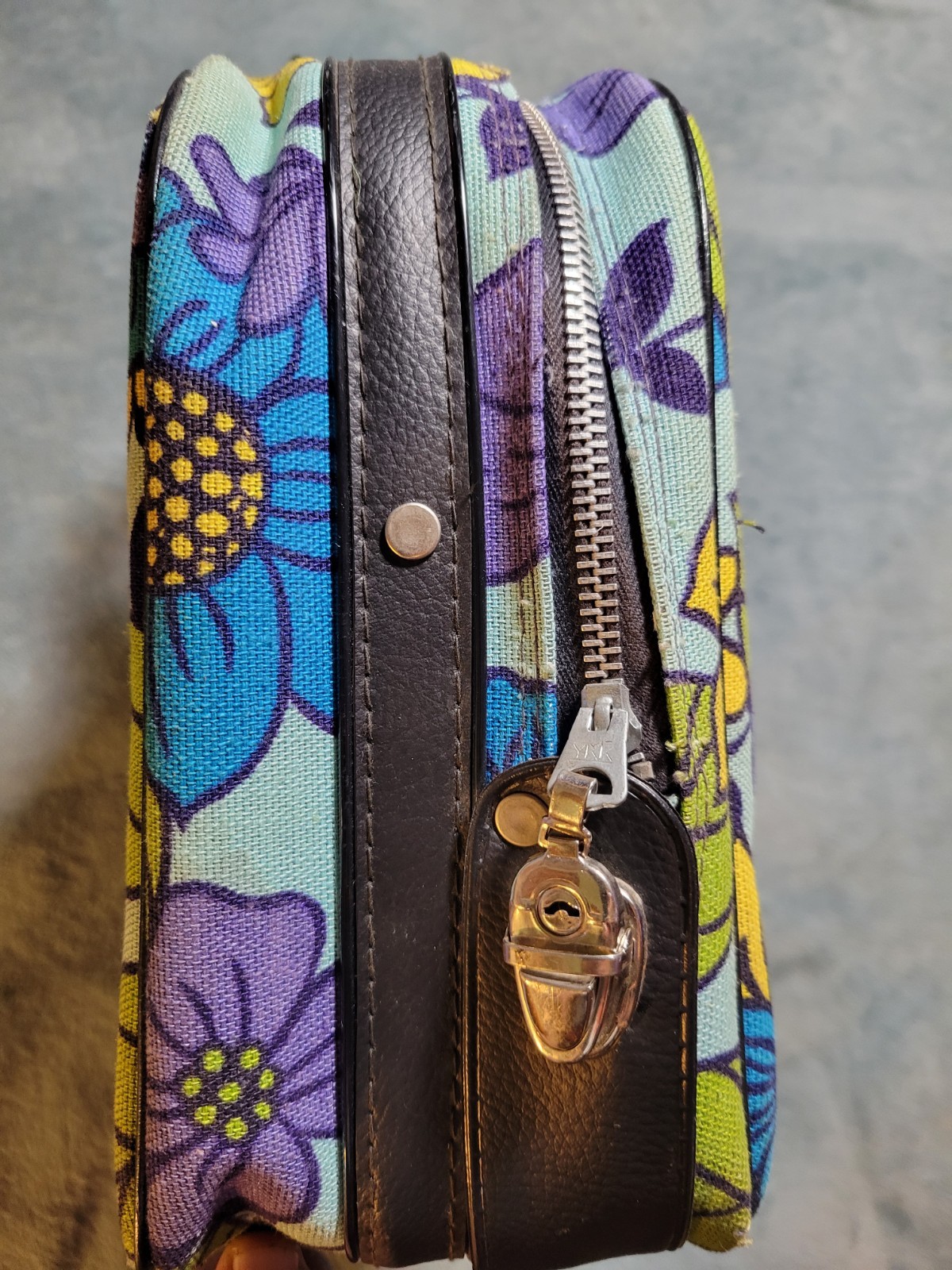 vintage 60s 70s floral suitcase With Key 15x10x4 Great Condition