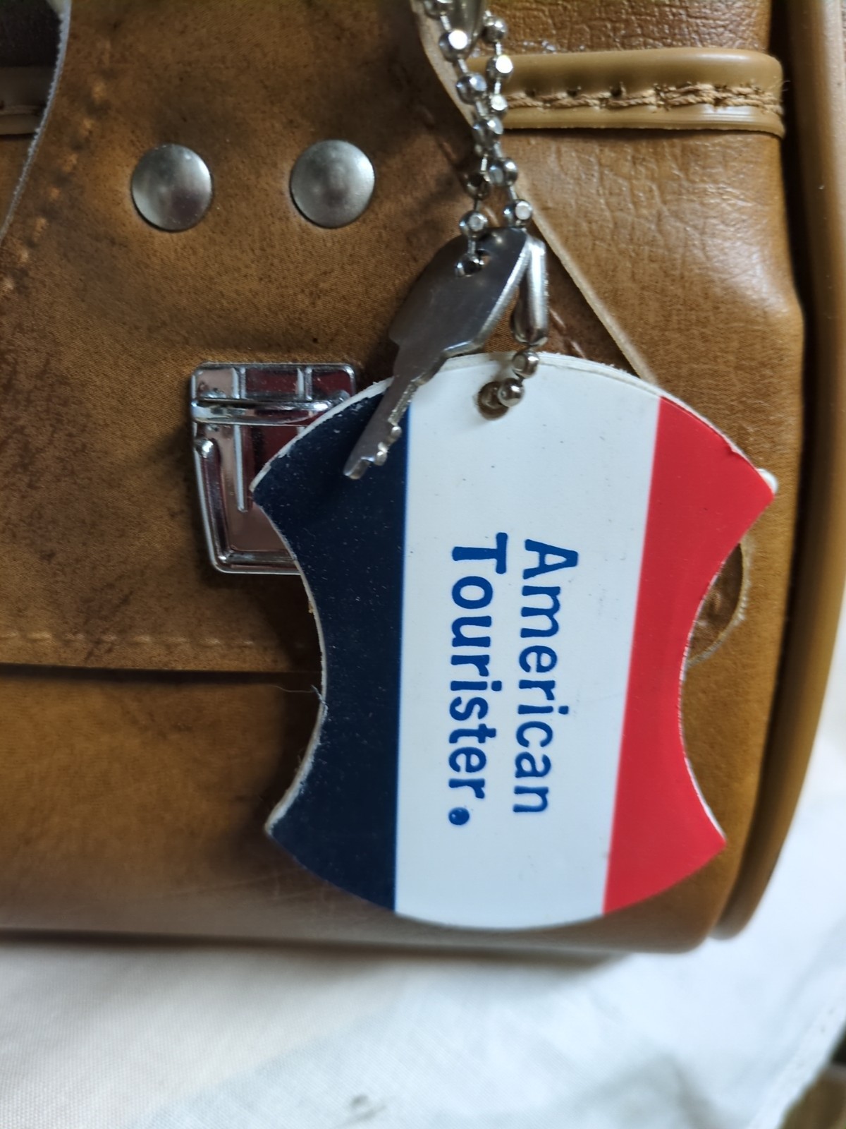 American TOURISTER1970’S Leather Carry On Bag Travel Luggage With Key And Tag
