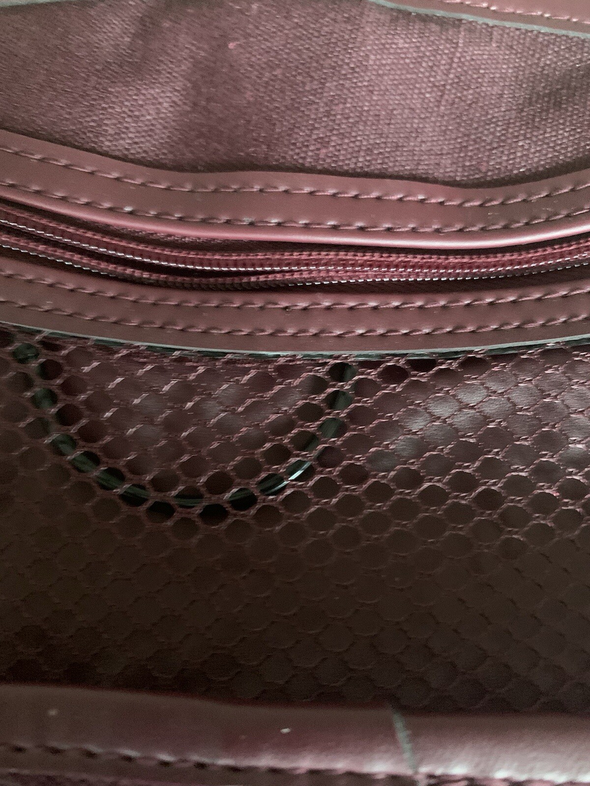 Vintage Pierre Cardin Women’s Burgundy Unfolding Travel Carrying Case