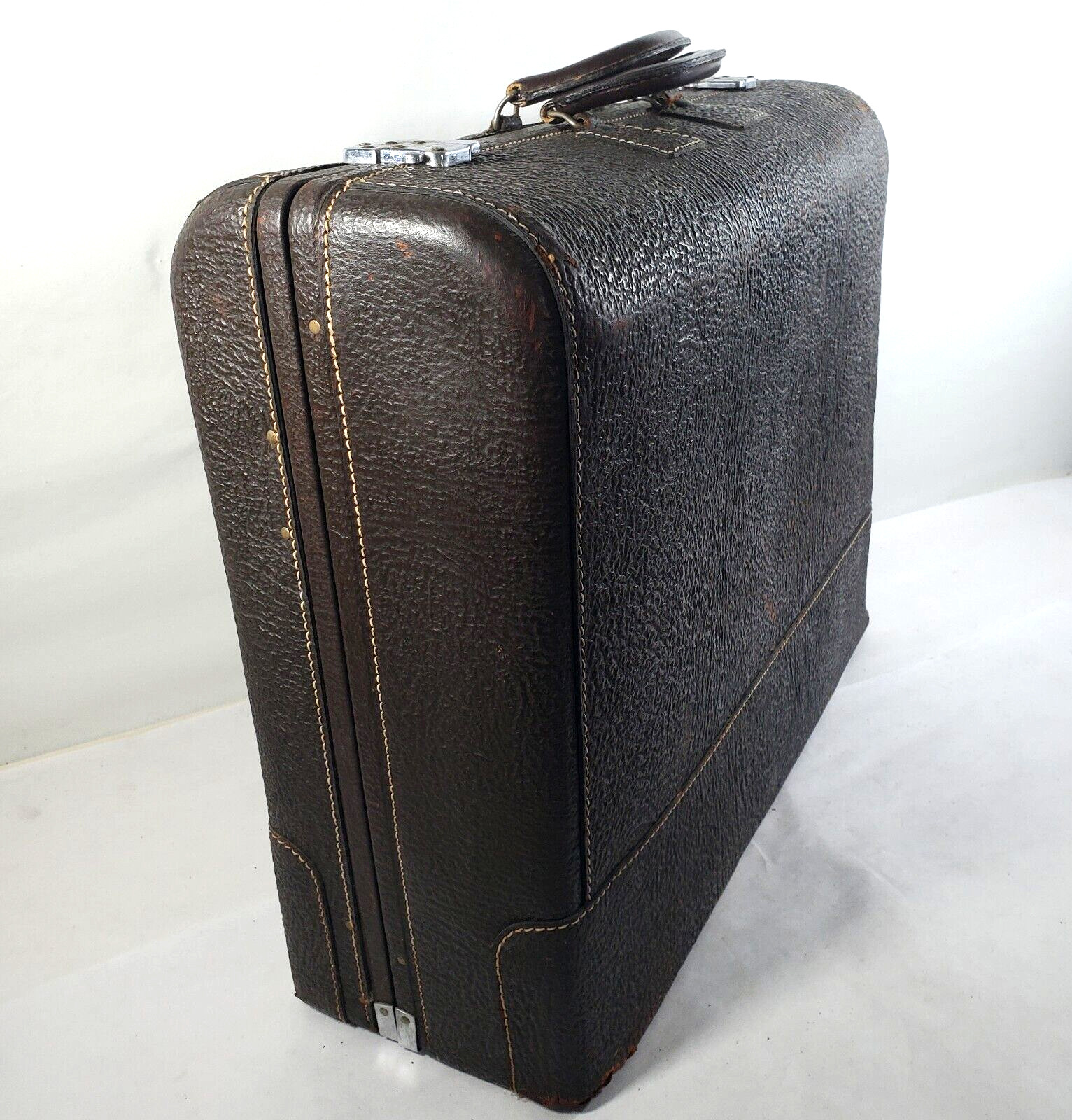 Vintage The Colonel Textured Hard Case Suitcase 24 x 17 x 8 Brown