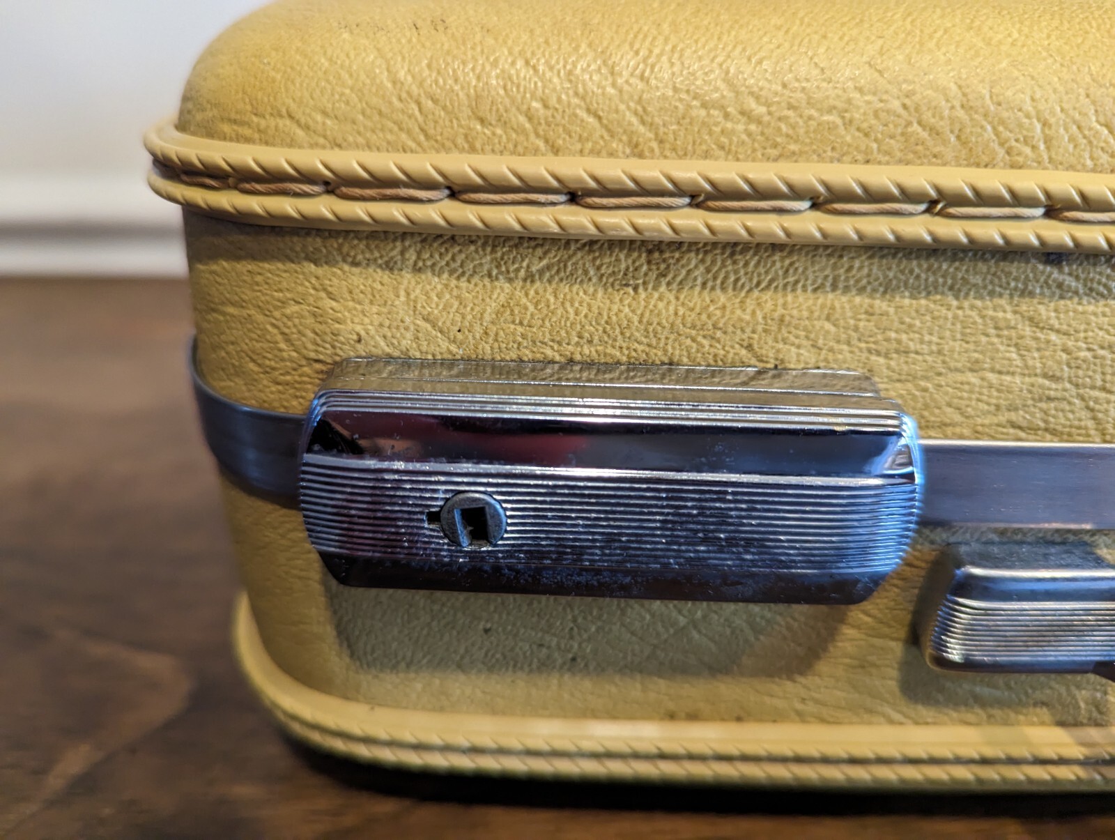 Vintage American Tourister Hard Suitcase With Mirror Mustard Yellow 18x13x5