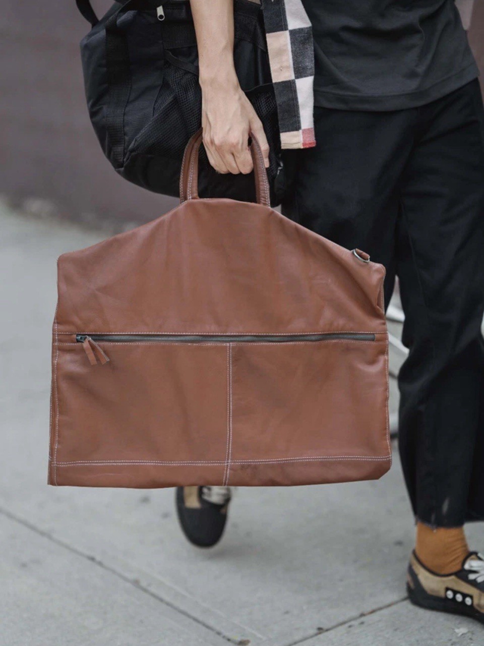 Vintage Land Leather Garment Travel Bag 4 Hangers Travel in Style