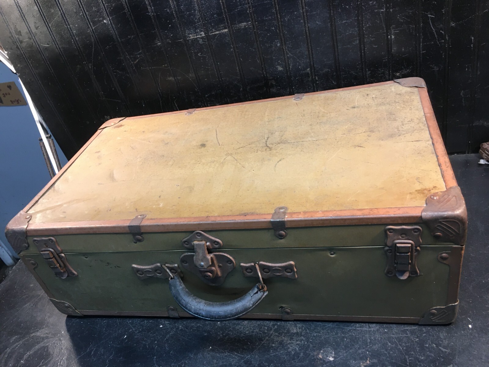 VINTAGE METAL SUITCASE..BROWN..27.” X 15.5″ X 8.5″ 1940s Military Travel Case