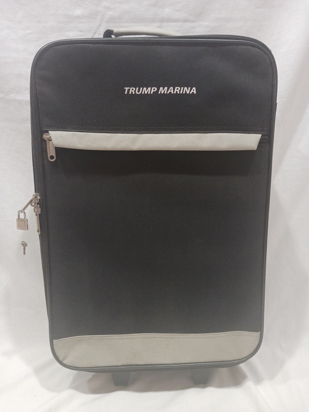 President Donald J Trump Marina Casino Carry On Luggage Vintage 22×14 Soft VGC