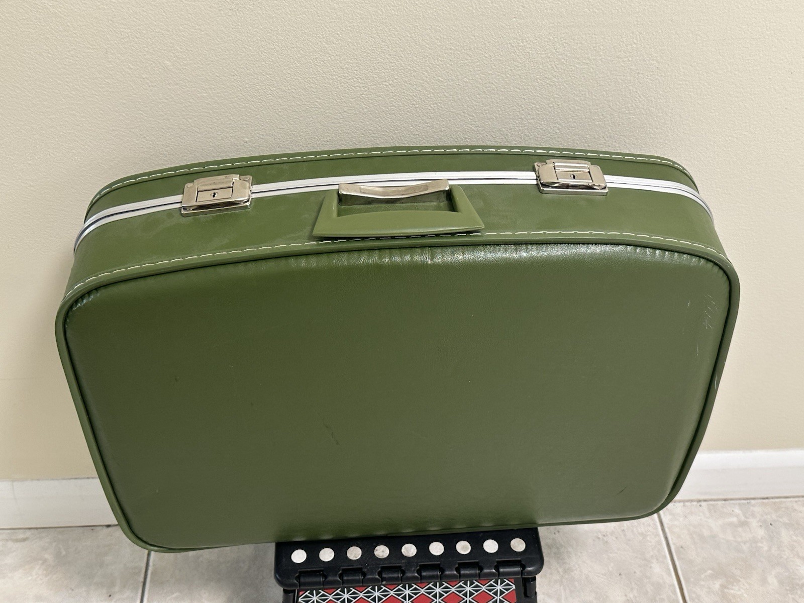 Vintage 1960s Green Vinyl Hard Shell Suitcase See Pictures For More Details