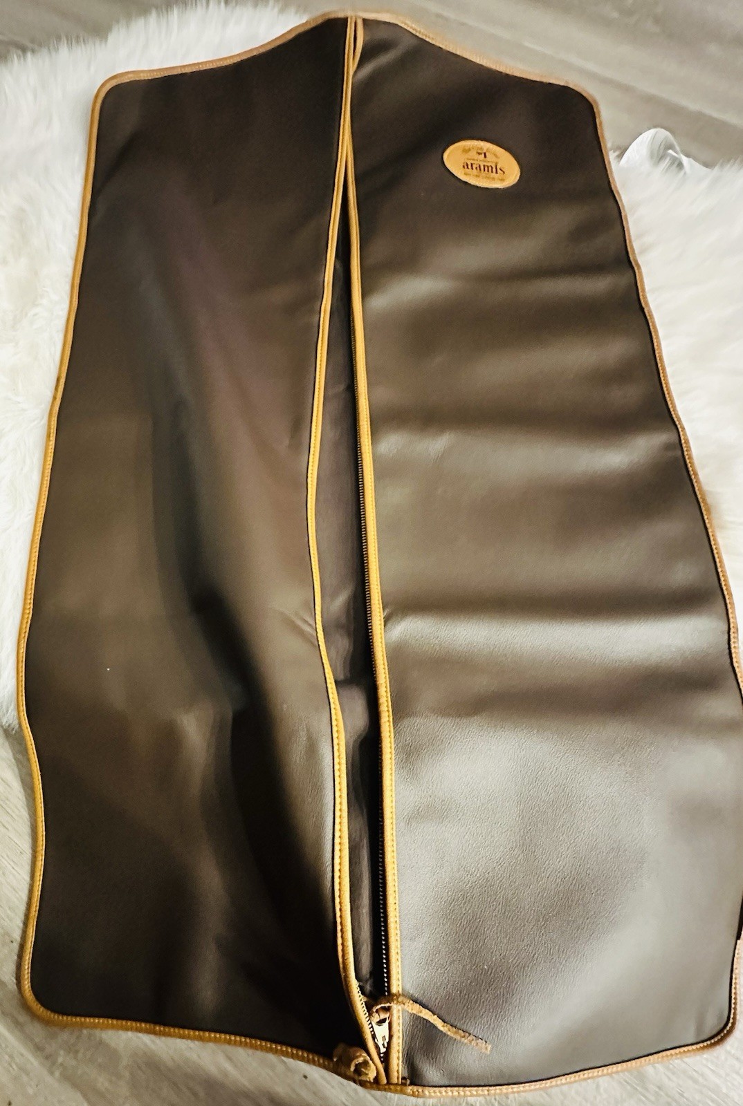 NOS Aramis The Club Suiter No. 1 Faux Leather Travel Garment Bag Paris