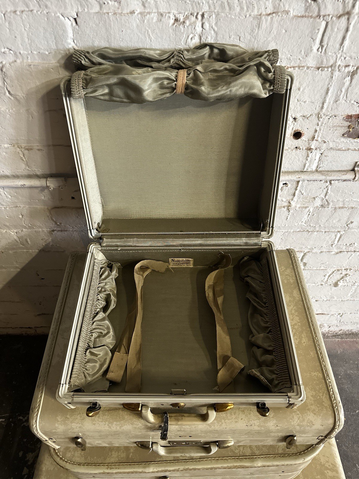 Vintage Marble White Samsonite Suitcase Luggage Train Wardrobe Overnight Rawhide