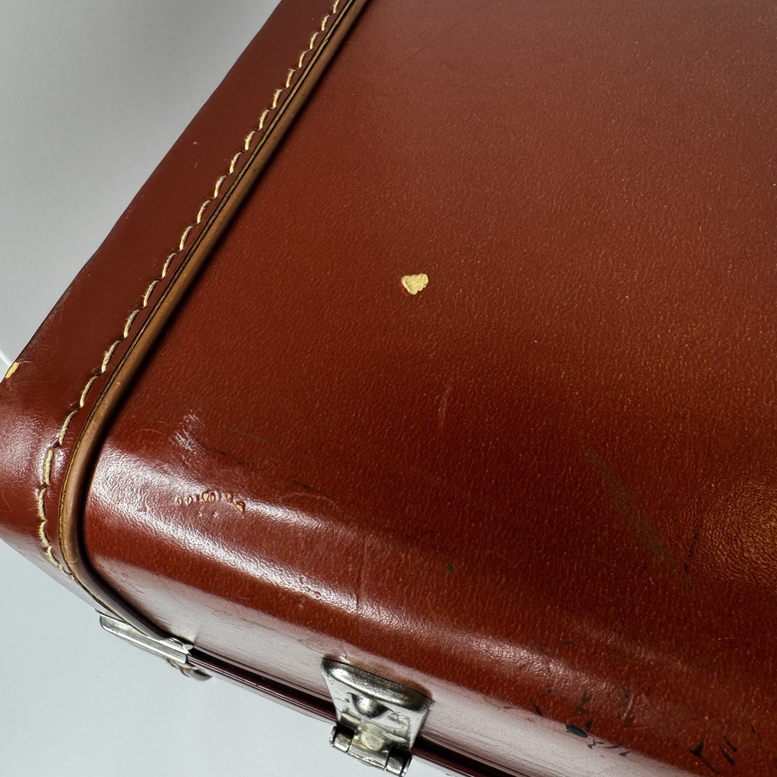 VTG Gateway Luggage Suitcase Hard Shell Brown 1940s 1950s Mid-Century Prop Decor