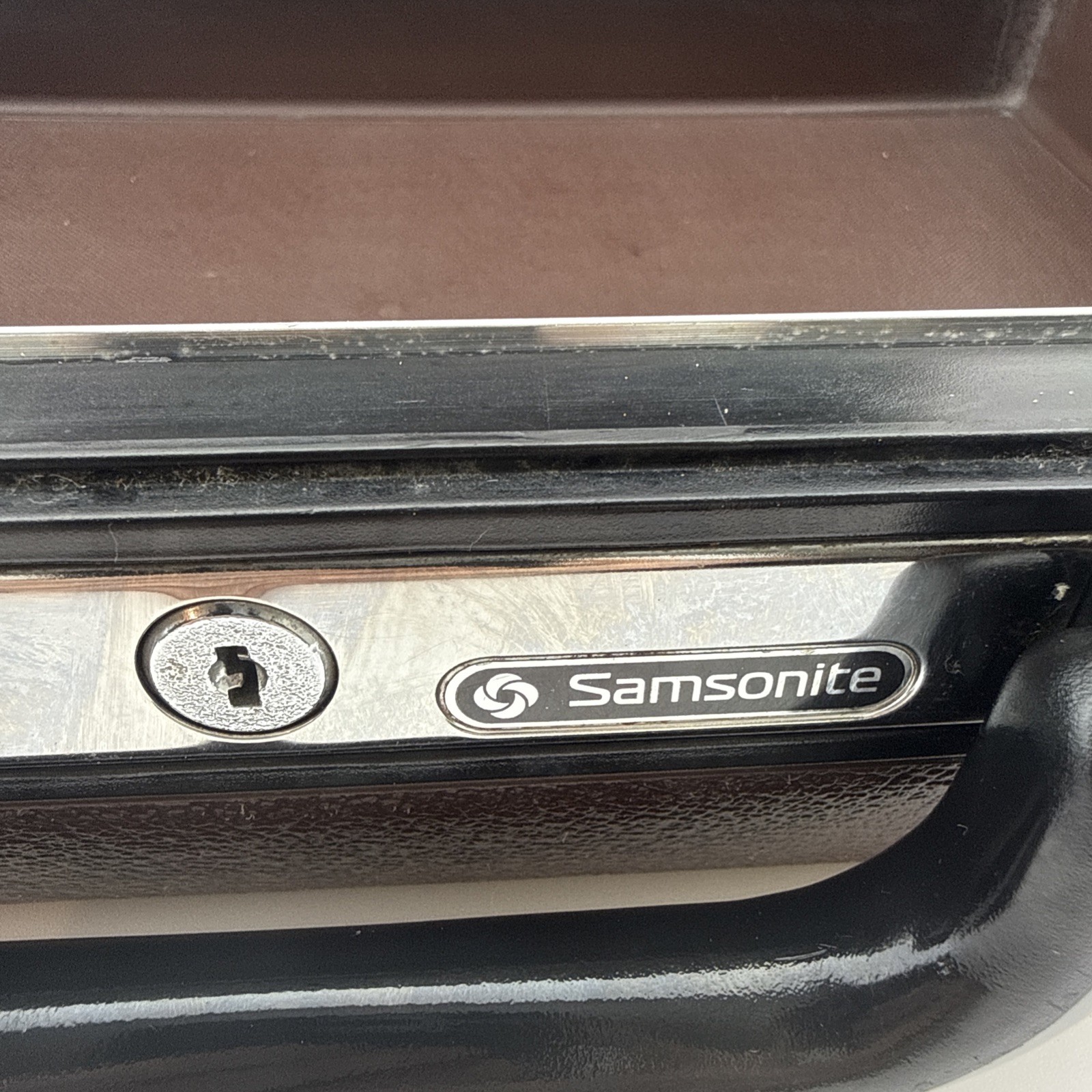 Samsonite Signat Brown Hard Shell Briefcase Low Profile