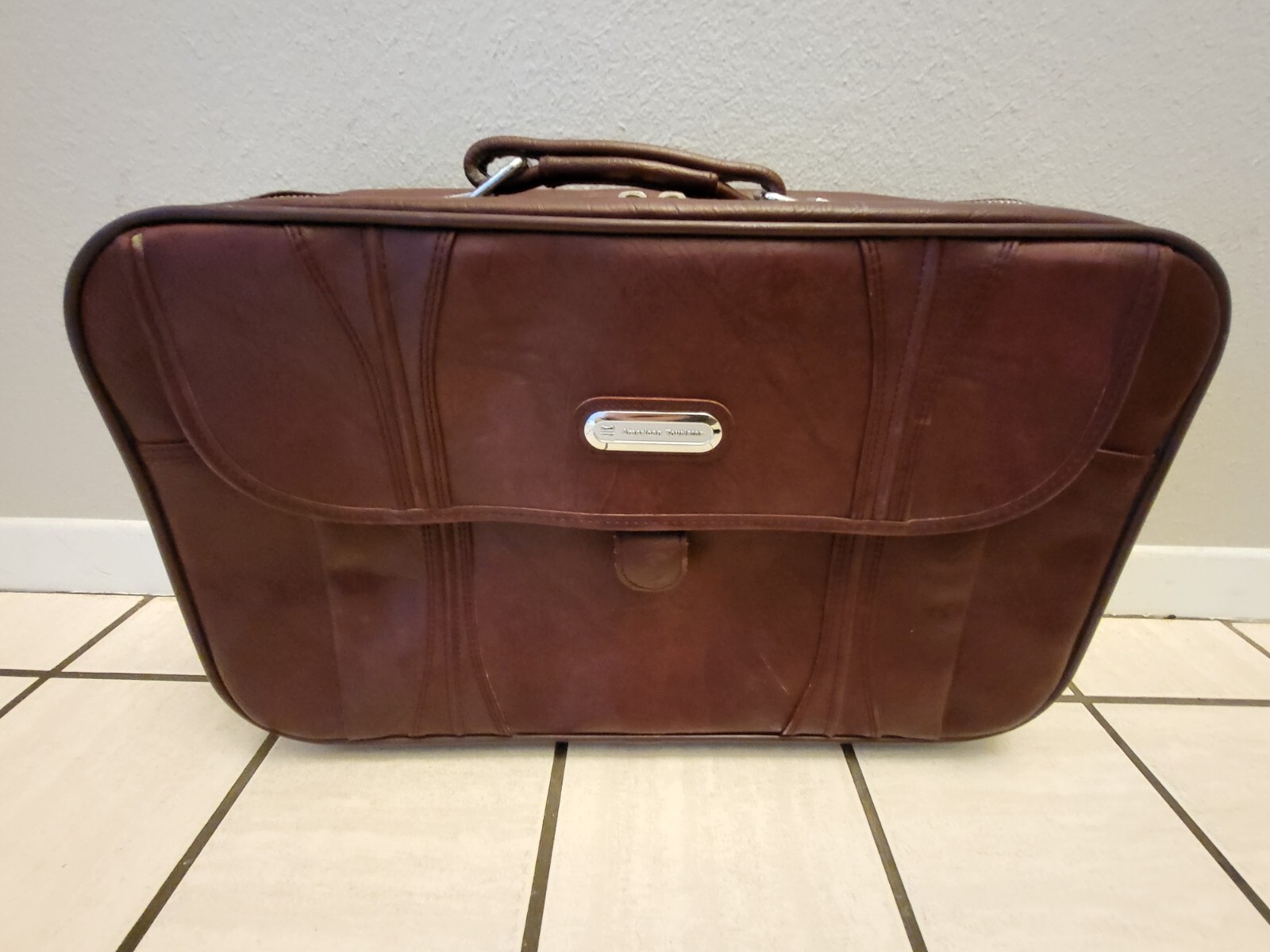 American Tourister Carry On Vintage 1986 Suitcase Brown