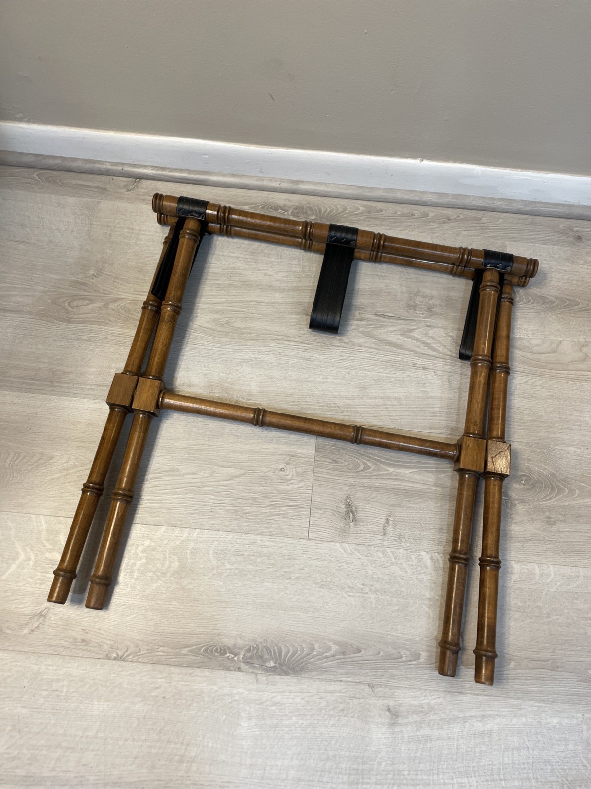 VTG Wood Bamboo Style Luggage Rack Mid Century Hollywood Regency Folding Stand