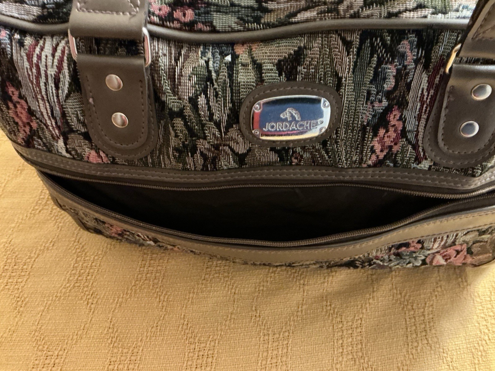 Jordache VINTAGE Floral Tapestry Duffle Bag Weekender Canvas EUC