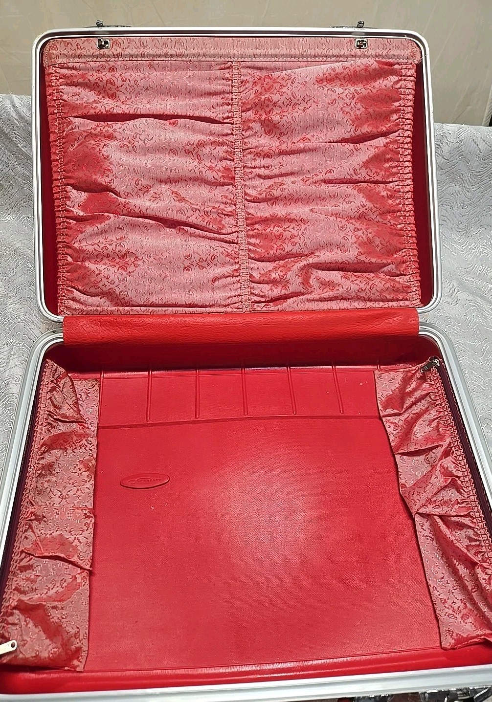 Vintage Sears Forecast Suitcase Red 21” Hard Case Luggage Mid Century No Key MCM