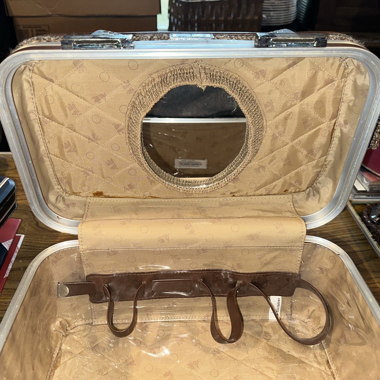 Amelia Earhart Tweed Vintage Luggage Made For The Baltimore Luggage Company