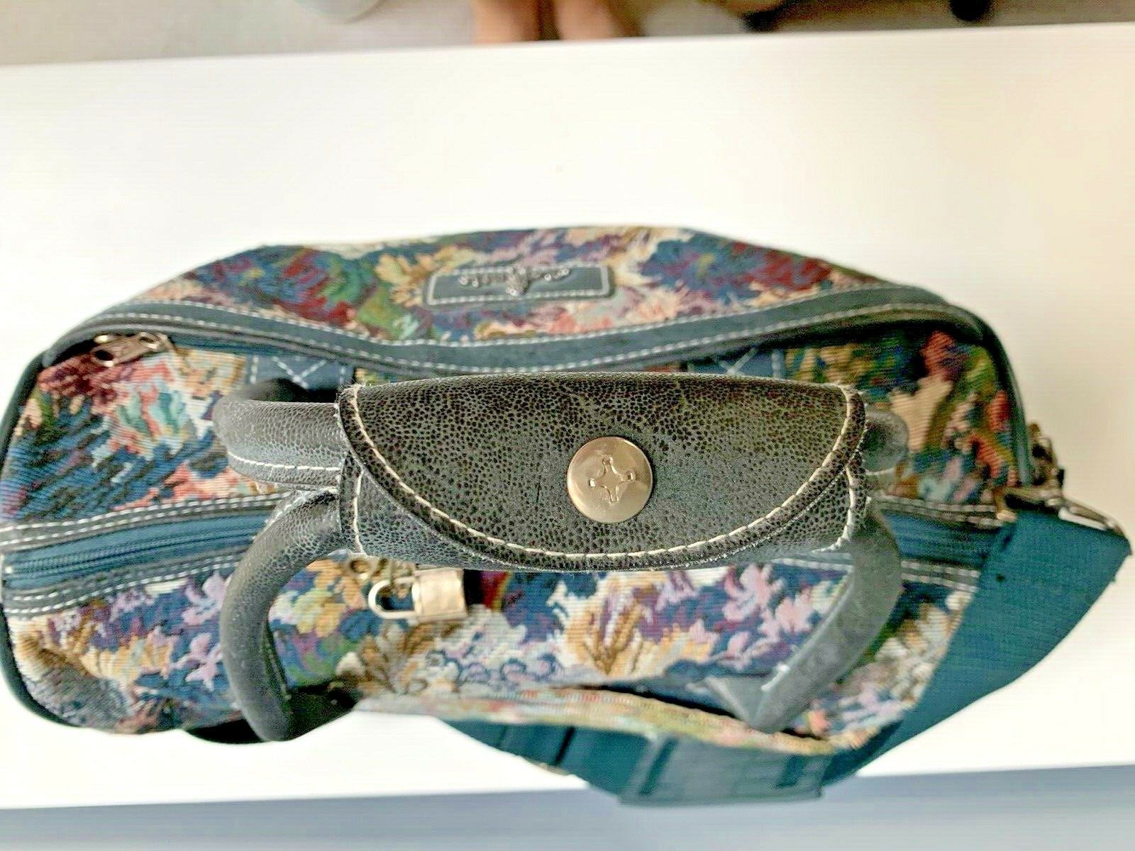 VTG ATLANTIC Luggage Tapestry Carry On Carpet Bag Weekend Tote Green Floral 14″
