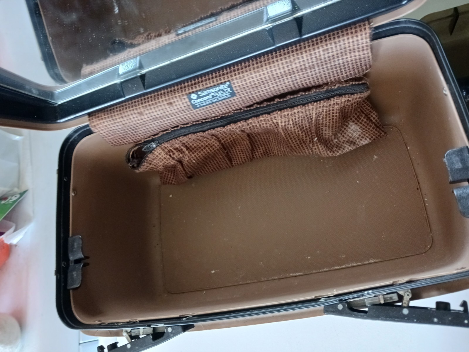 Vintage Brown Samsonite Concord Train Case With Key & Tray
