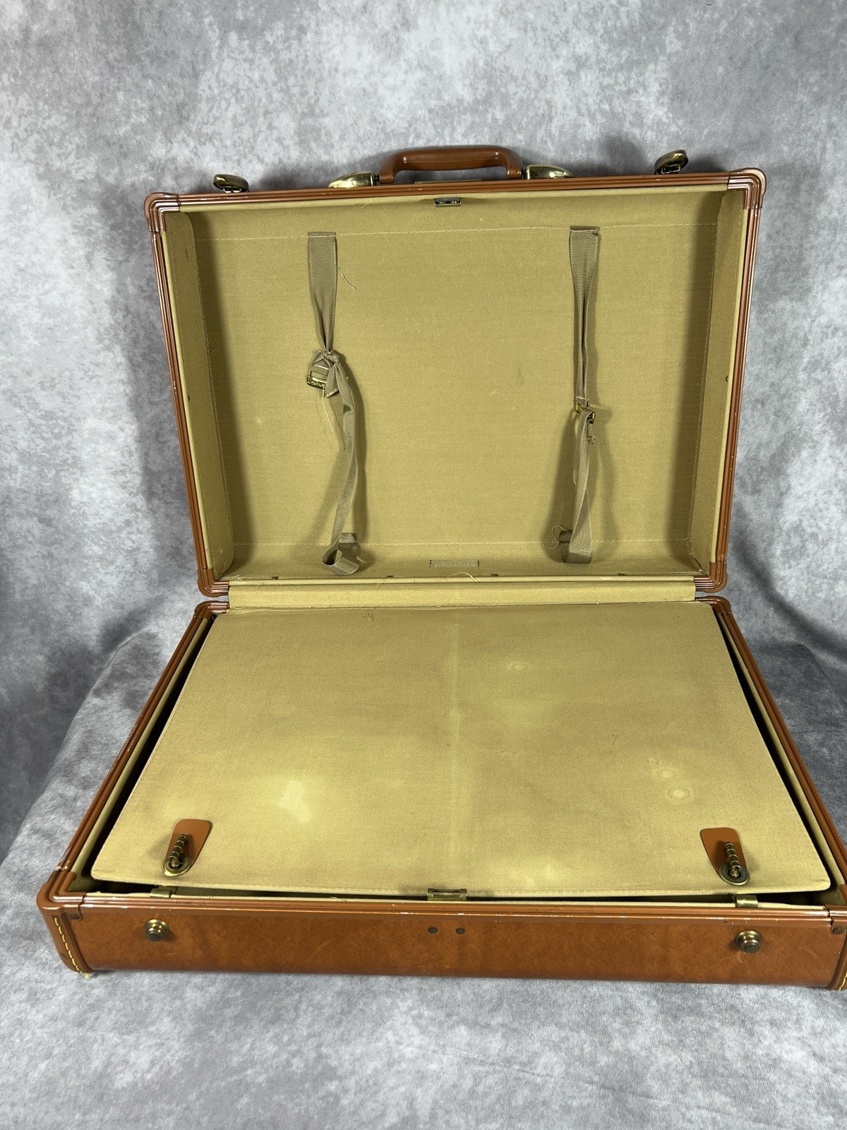 Vintage Samsonite Streamlite Shwayder Bros Saddle Tan Suitcase Luggage No Key