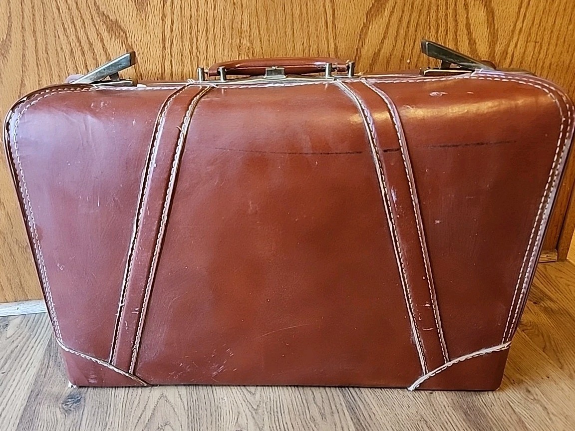 VTG 50’s Leather Luggage Case Suitcase Red Brown Cowhide Rare 21x15x7