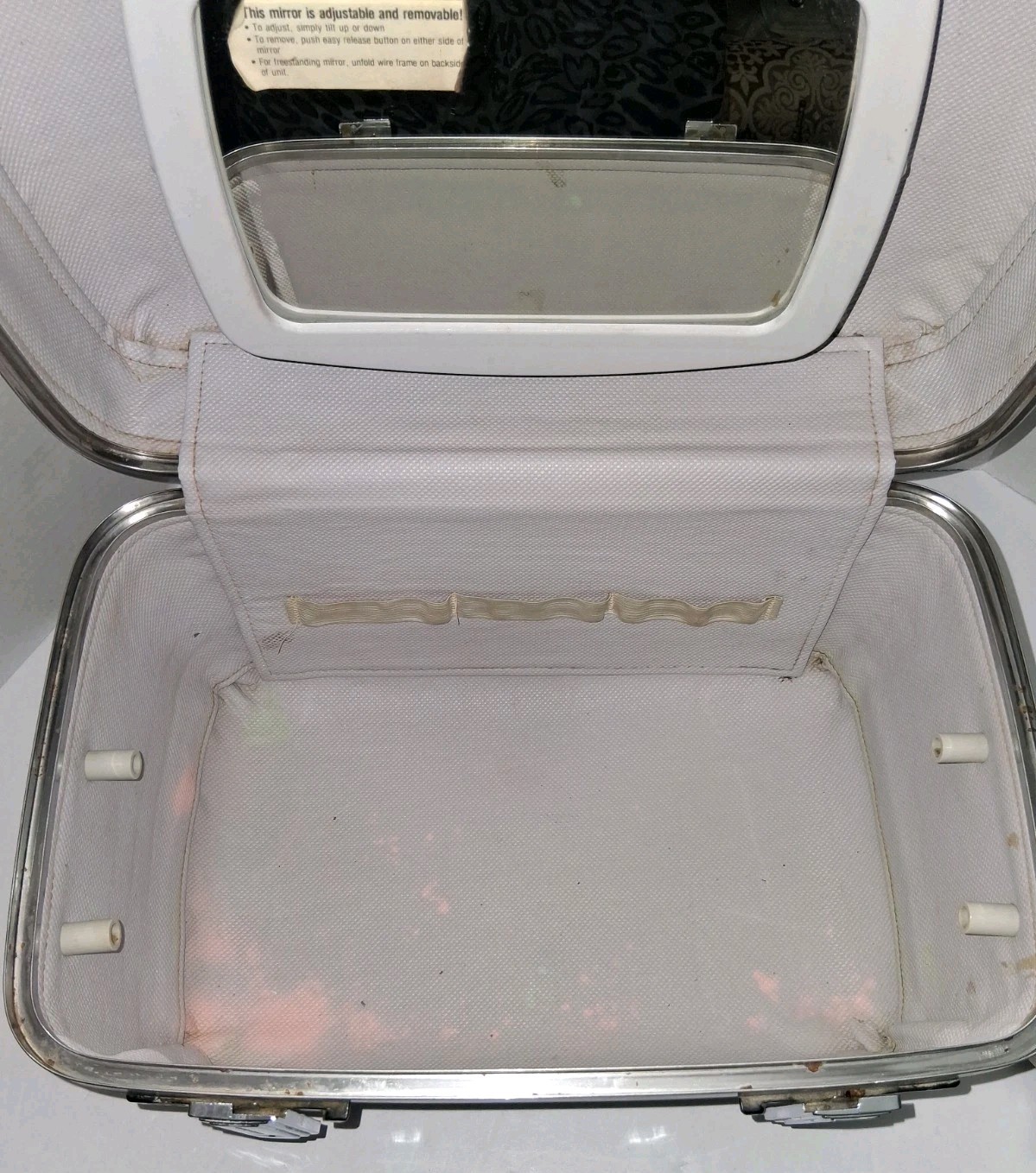 Vtg 1960s gray train case AMERICAN TOURISTER hardshell luggage W/Mirror & Tray