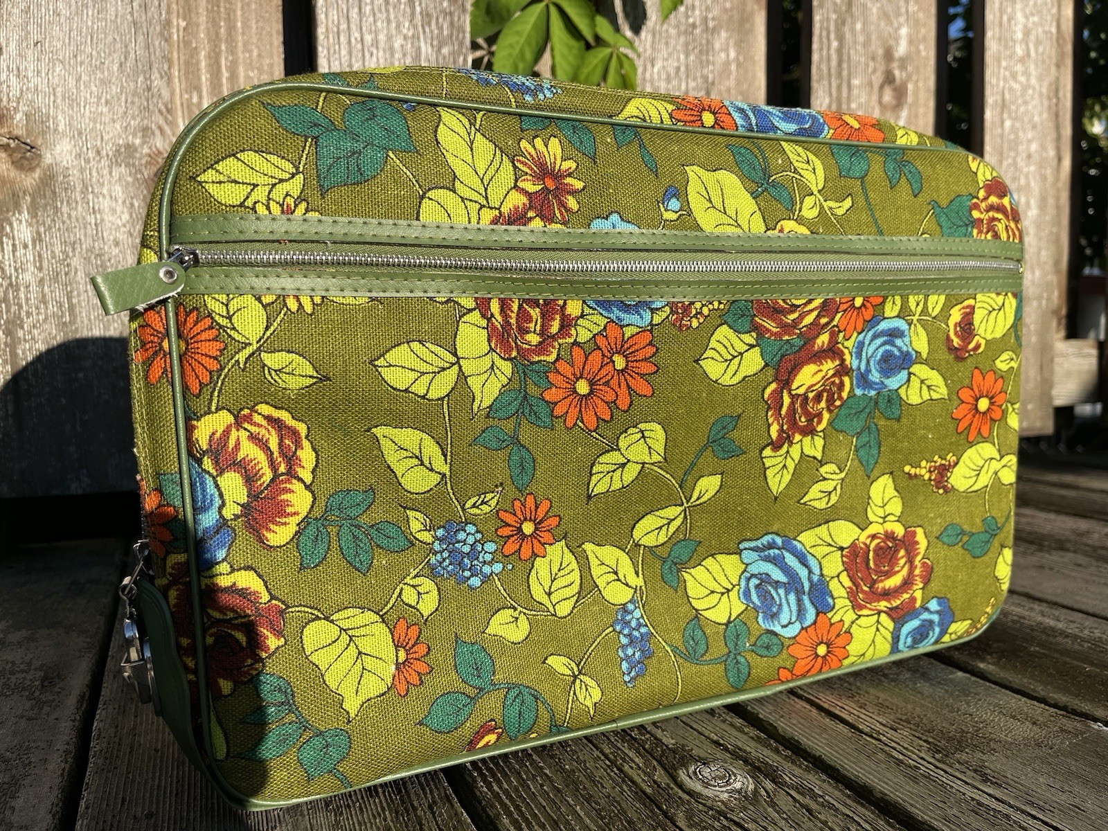 Bantam Luggage Set (4) Vintage Floral Nesting Canvas Bags Made In Japan