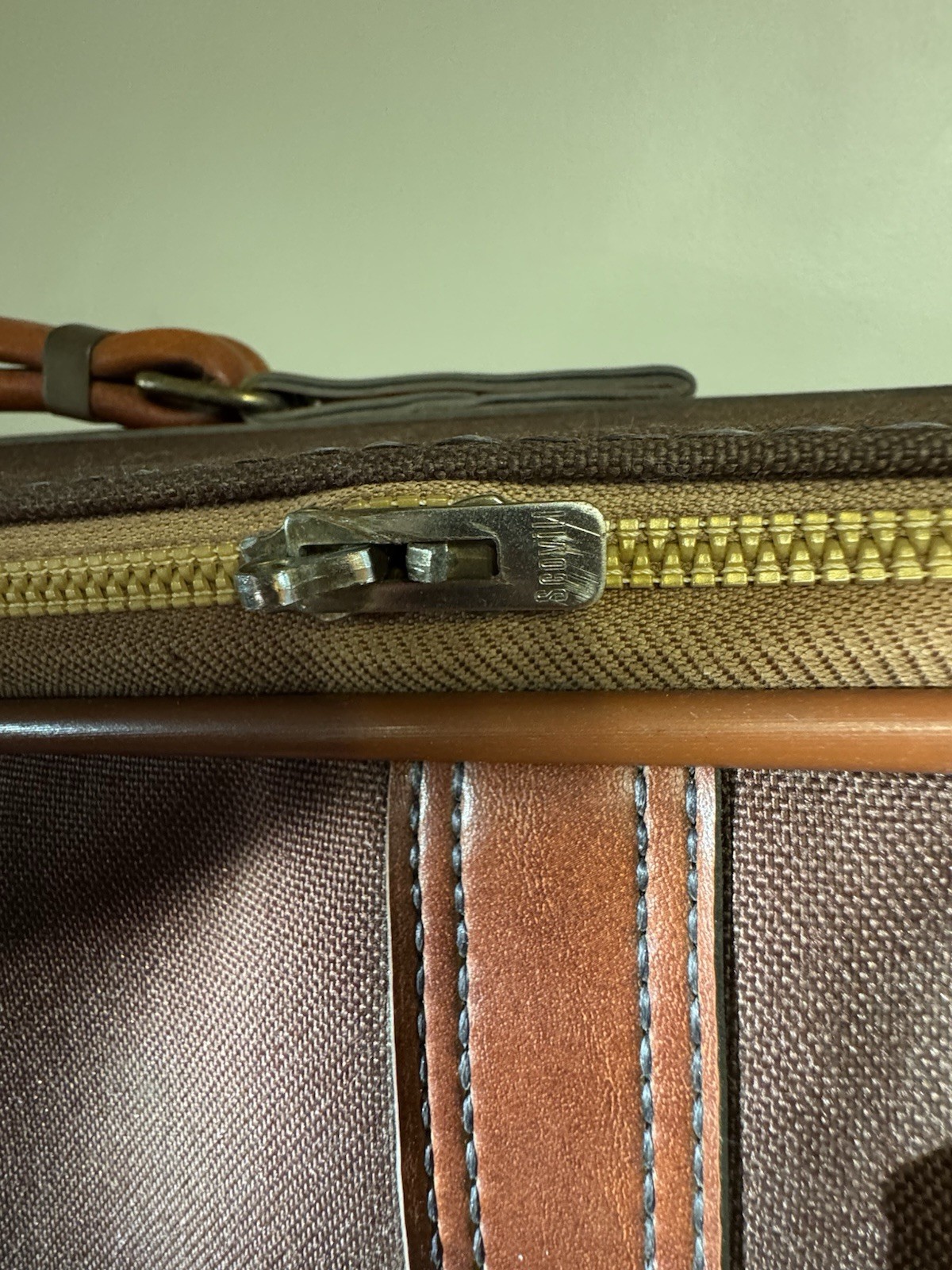 Vtg 70s Brown Suitcase Luggage 2-Pc Set Leather Handle Scovil Zipper