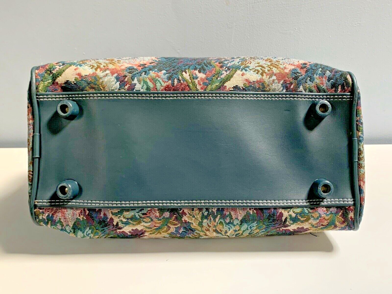VTG ATLANTIC Luggage Tapestry Carry On Carpet Bag Weekend Tote Green Floral 14″