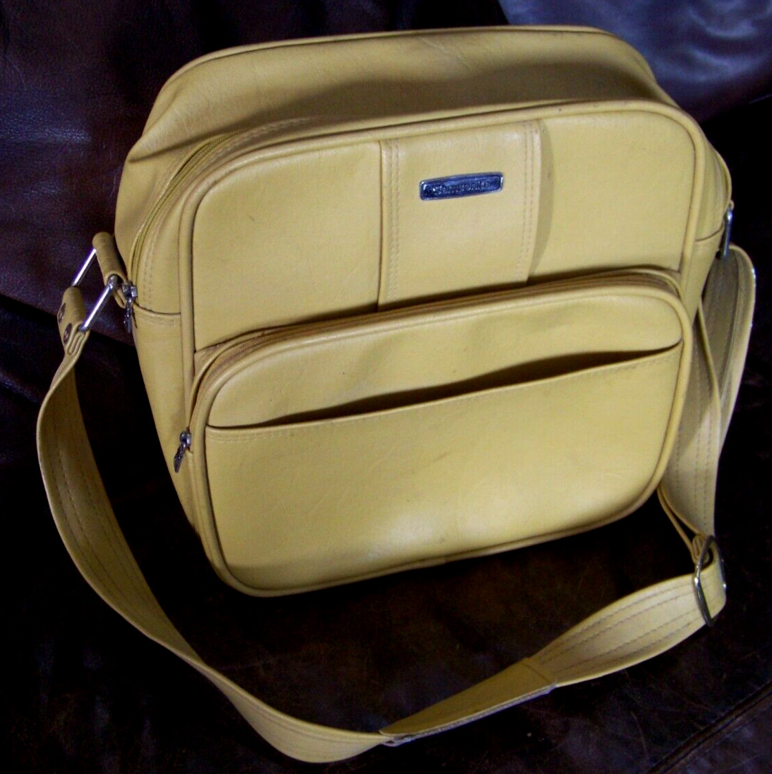 Vintage Samsonite Montbello II Shoulder Bag – 12″ x 11″ x 5.5″ – Yellow