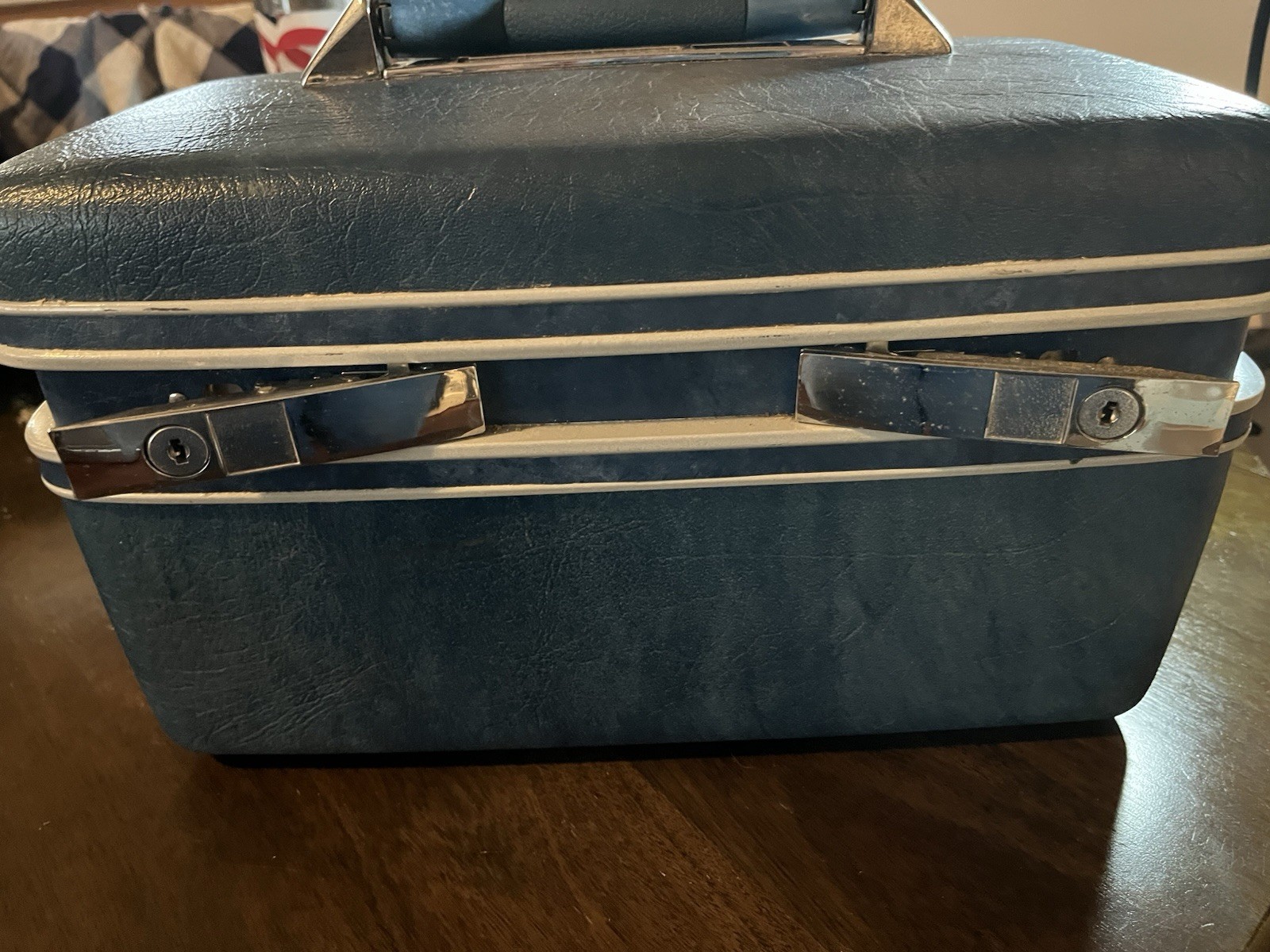 Vintage Samsonite Blue Train Case Cosmetic Makeup Travel Case Mirror Tray Retro